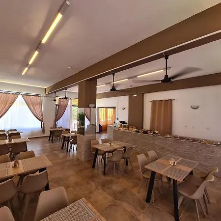 Aegean Pearl Hotel 3*