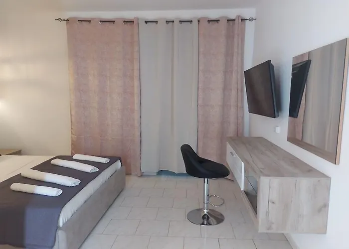 Aegean Pearl Hotel 3*